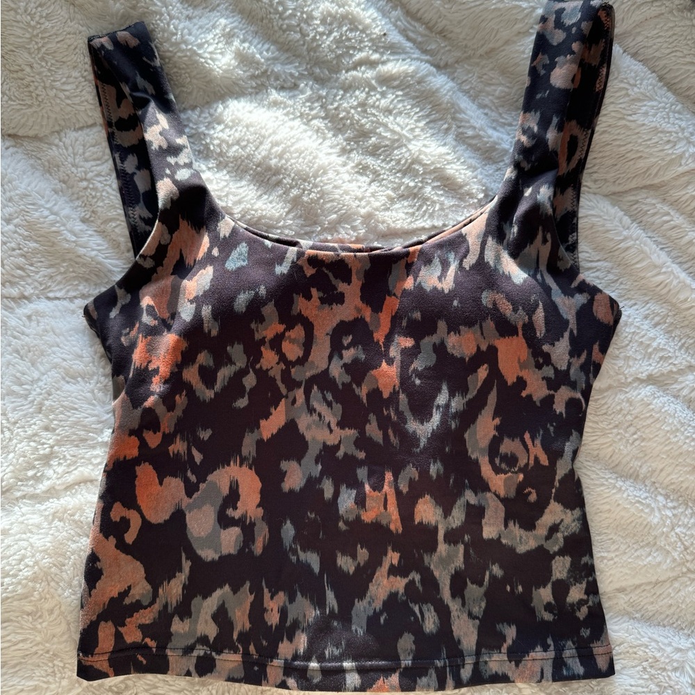 Fabletics tank top bra twist back